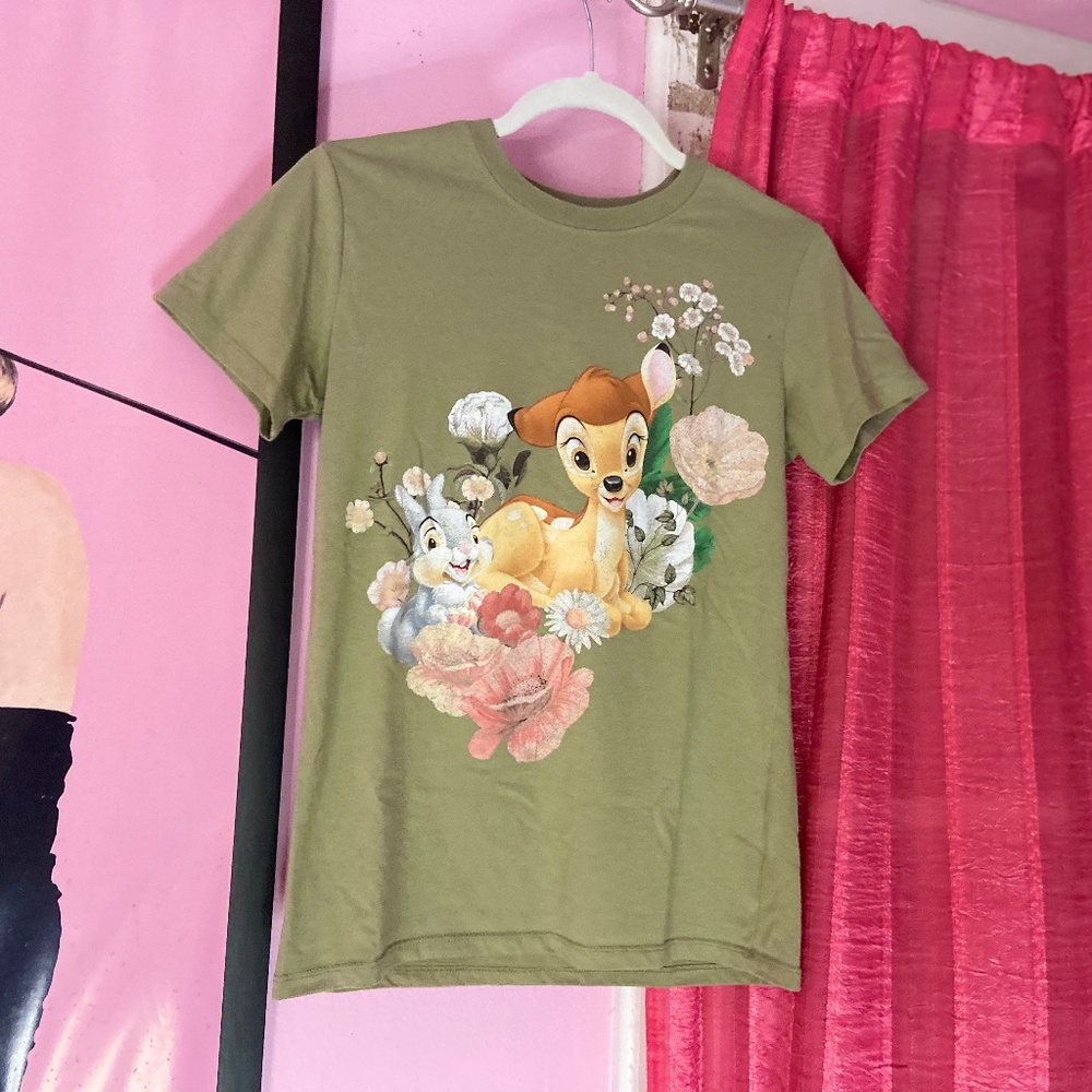 Walt Disney’s Bambi 🦌  T-Shirt Casual Graphic Olive Green Tee Women’s Small